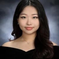 Yuni Kim